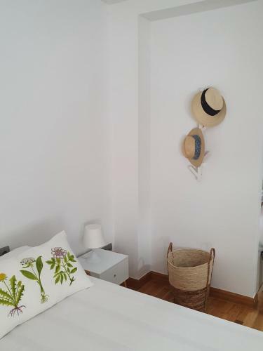 Cozy Cala Apartment