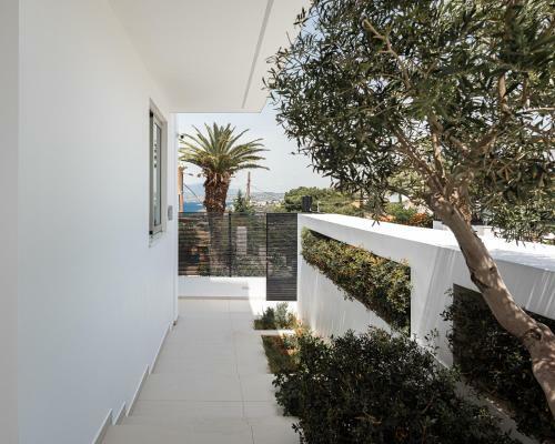 Black Stone Villa