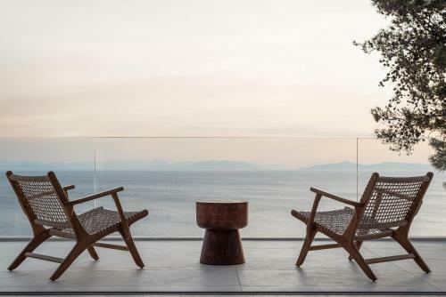 Black Stone Villa