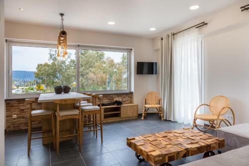 Konstantino's Corfu Marina View Apartment