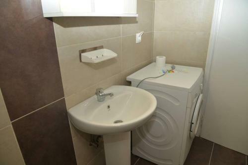 Little Kanoni Apartement
