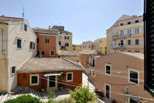 Apartamento Sarantis Gallery