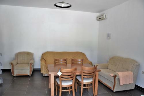 Villa Matea With Pool