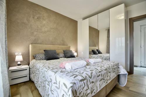 Hostal Holiday Apartments Petra