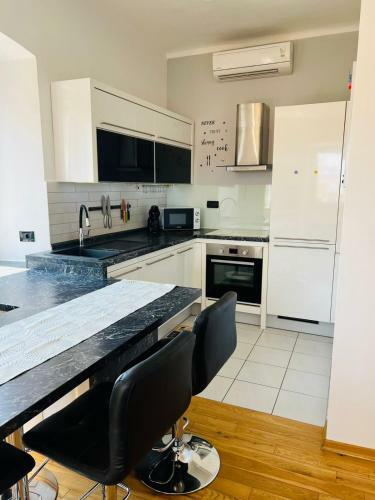 Apartment Tashi