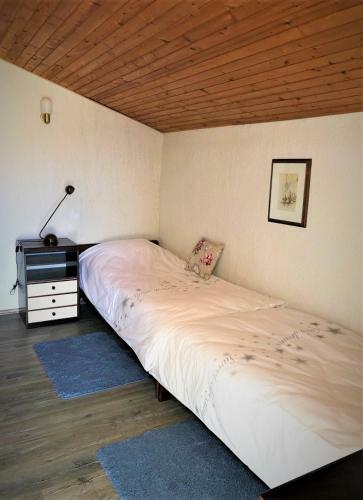 Apartments With Boat Mooring Marija