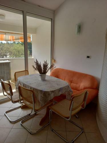 Apartamento App Petre-3 Floor