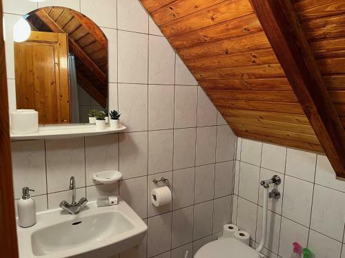 Apartamento K�kcseng? Vend�gh�z