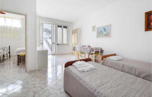 Stunning Home In Carovigno W/ 7 Bedrooms