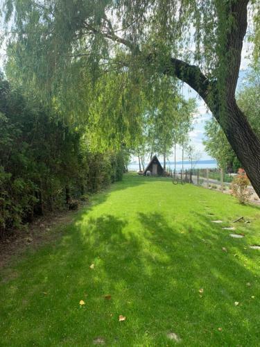 Nyaral� Priv�t Balaton-parttal