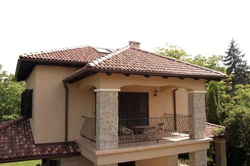 Mediterr�n Villa Zam�rdi