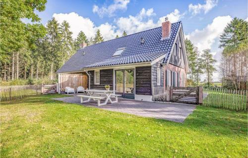 Nice Home In Rijssen With Wifi And 4 Bedrooms