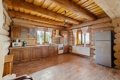 Casa Din Deal
