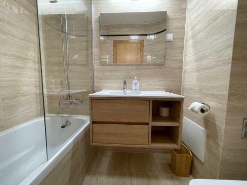 Figueira Centro Apartment By Rent4all