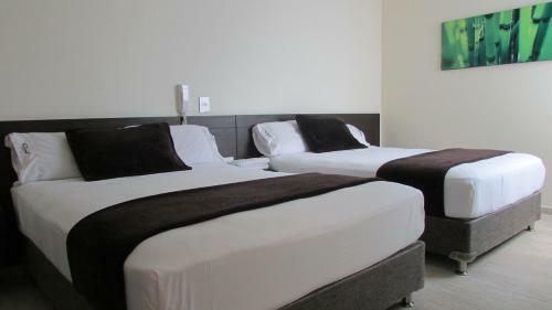 Hotel Via Principal I