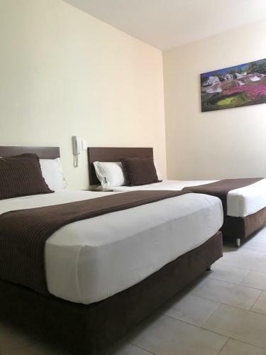 Hotel Via Principal I