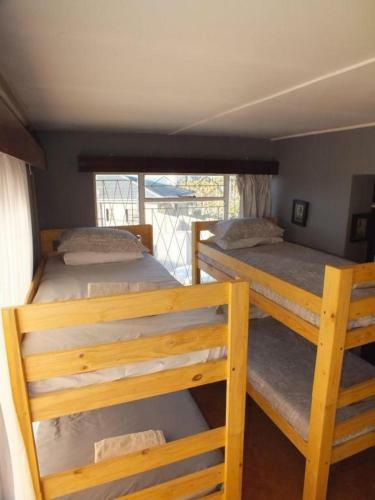 Hostal Aloha Beach Guest House