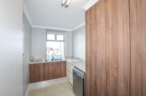 21 Flamingo House