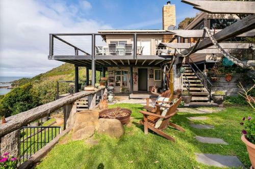 Y Vue - Beachside Apartment With Ocean Views