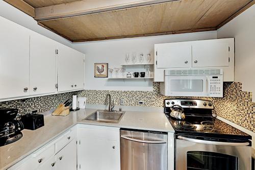 Tahoe Donner Golf Club Condo