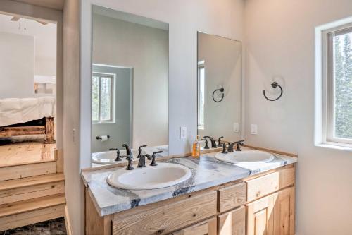 Bright Fairplay Gem With Loft, Deck And Mtn Views