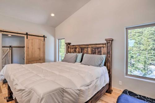Bright Fairplay Gem With Loft, Deck And Mtn Views