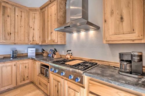 Bright Fairplay Gem With Loft, Deck And Mtn Views