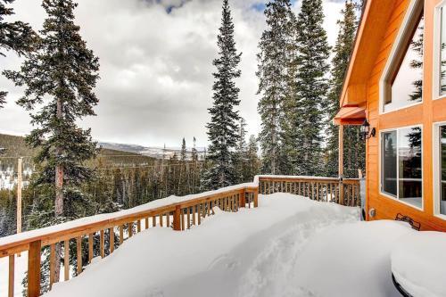 Immaculate & Private Mountain Home With Hot Tub - Sugar Pine Lodge