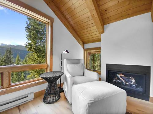Foxtail Trail Home