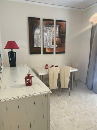 Nostos Apartment