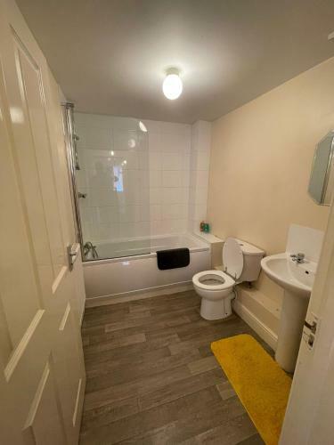 Apartamento 3 Bedrooms Flat On High Street
