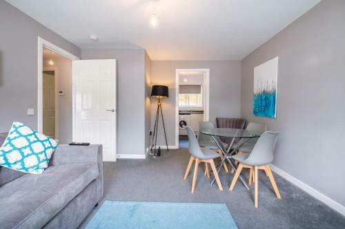 Monicas Apartment
