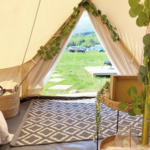 Ty Cerrig Glamping