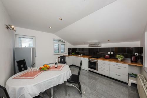 Apartman Lucija