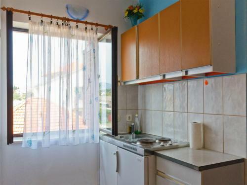 Apartments Srhoj