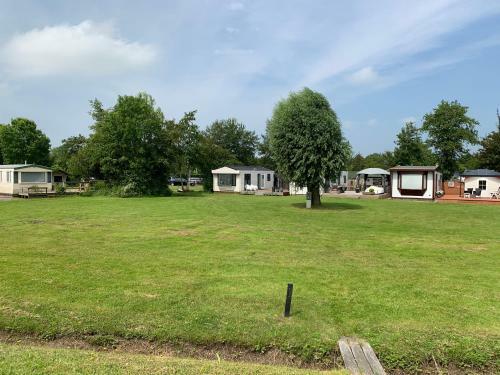 Chalet S1 In Workum Bij Strand En Ijsselmeer