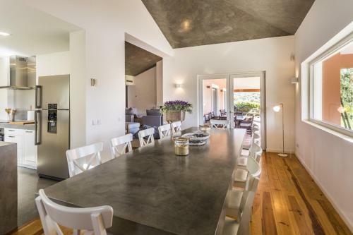 Villa Grandola Mountain Paradise By Cadenzalux
