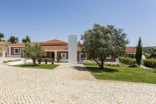 Villa Grandola Mountain Paradise By Cadenzalux