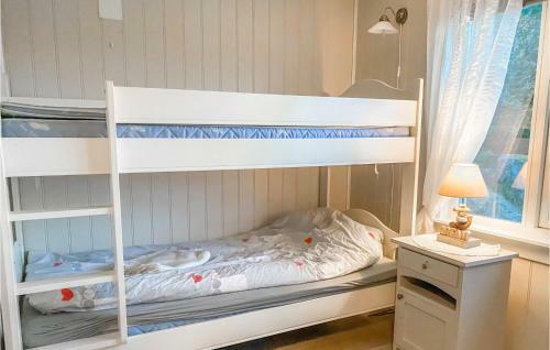 Beautiful Home In Har�y With Wifi And 4 Bedrooms