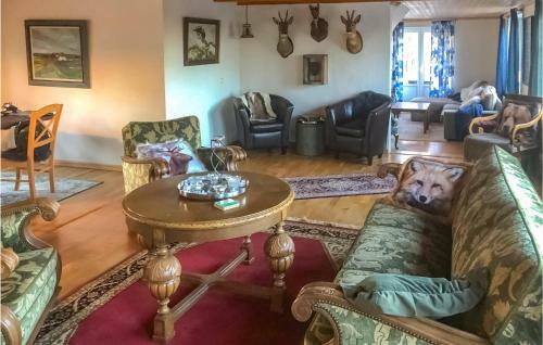 Amazing Home In �rkelljunga With Wifi And 6 Bedrooms