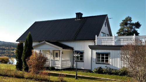 Sj�bo, Urlaub Direkt Am See