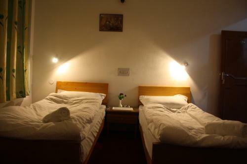 Hotel Khan Manzil