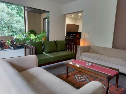 Villa Leisurely Ista Dhara With Infinity Pool