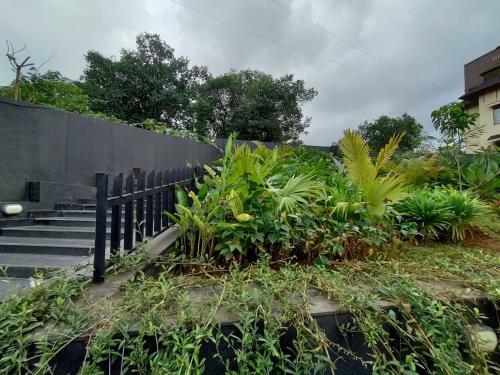 Villa Leisurely Ista Dhara With Infinity Pool