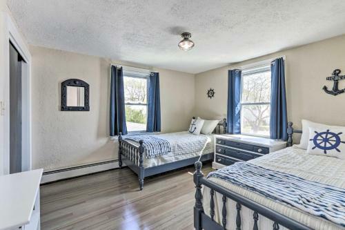 Westbrook Home With Ocean Views - Walk To Beach