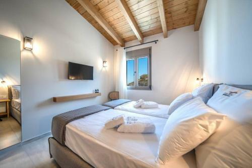 Beachfront Luxury Estate -casa Calma Villas