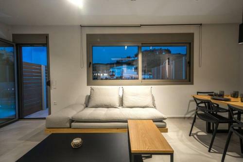 Beachfront Luxury Estate -casa Calma Villas