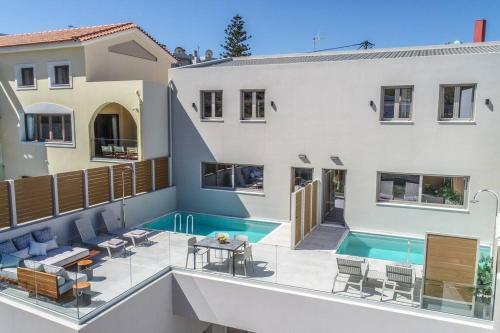 Beachfront Luxury Estate -casa Calma Villas