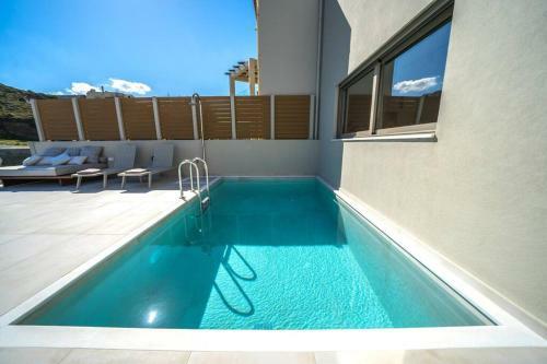 Beachfront Luxury Estate -casa Calma Villas