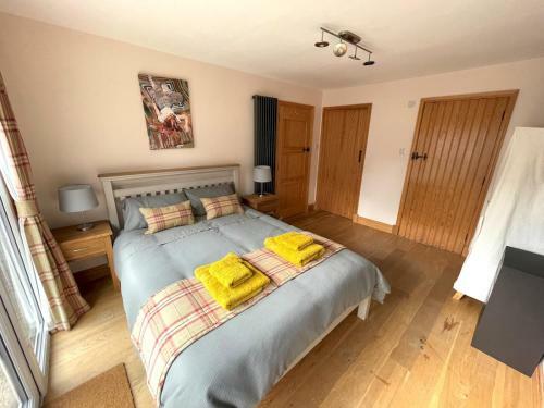 Pass The Keys Beautiful 2br House With Outstanding Views